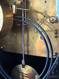 Lenzkirch Konsolen Uhr Rokoko Stil 1905/1910 Nußbaum & Bronze vergoldet